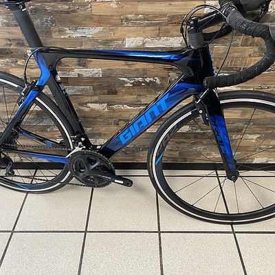 GIANT PROPEL